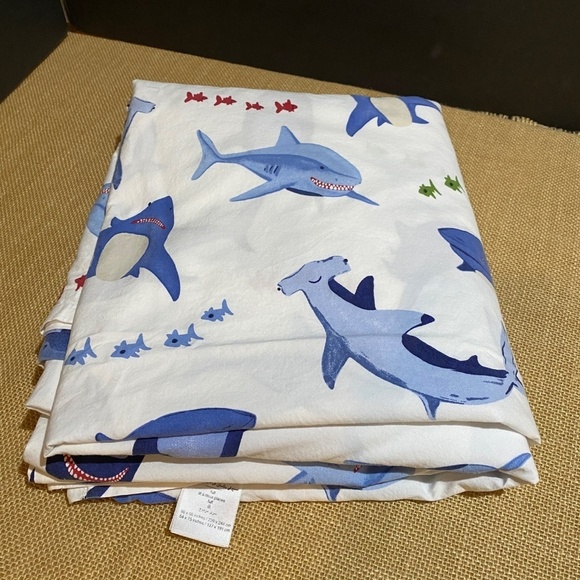 Pottery Barn Kids Sharks FULL FLAT Sheet 100% Organic Cotton 90 X 96 Breathable - Picture 3 of 7